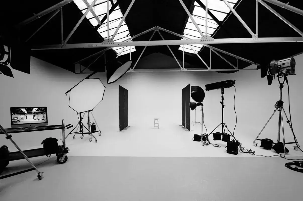Infinity cove studio space